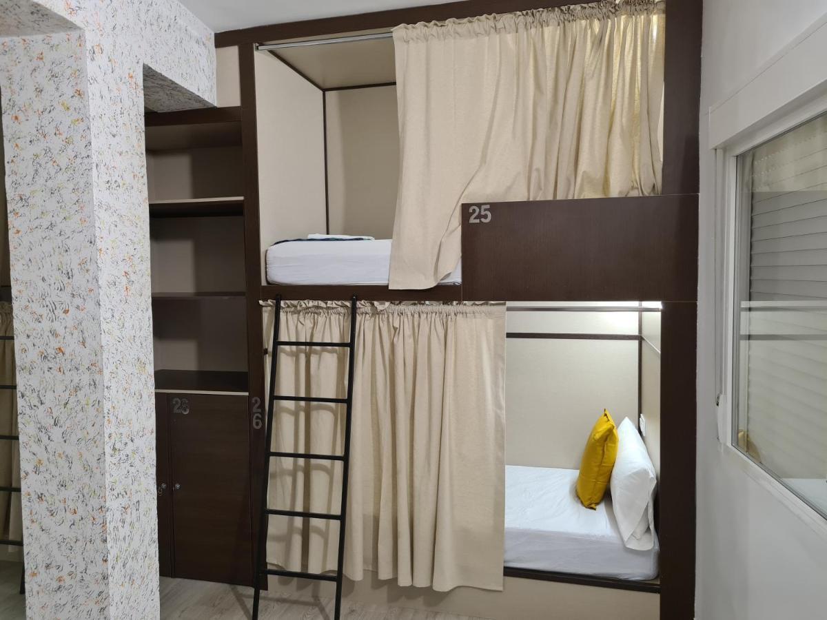 Hostel M-A Rooms Mate Мадрид Экстерьер фото