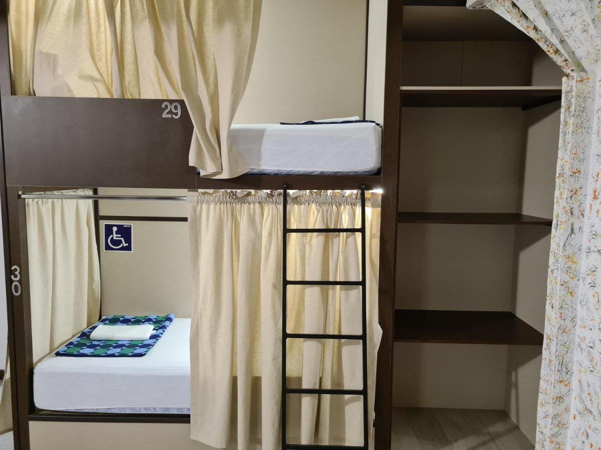 Hostel M-A Rooms Mate Мадрид Экстерьер фото