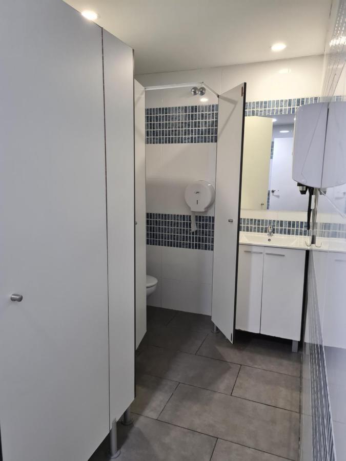 Hostel M-A Rooms Mate Мадрид Экстерьер фото